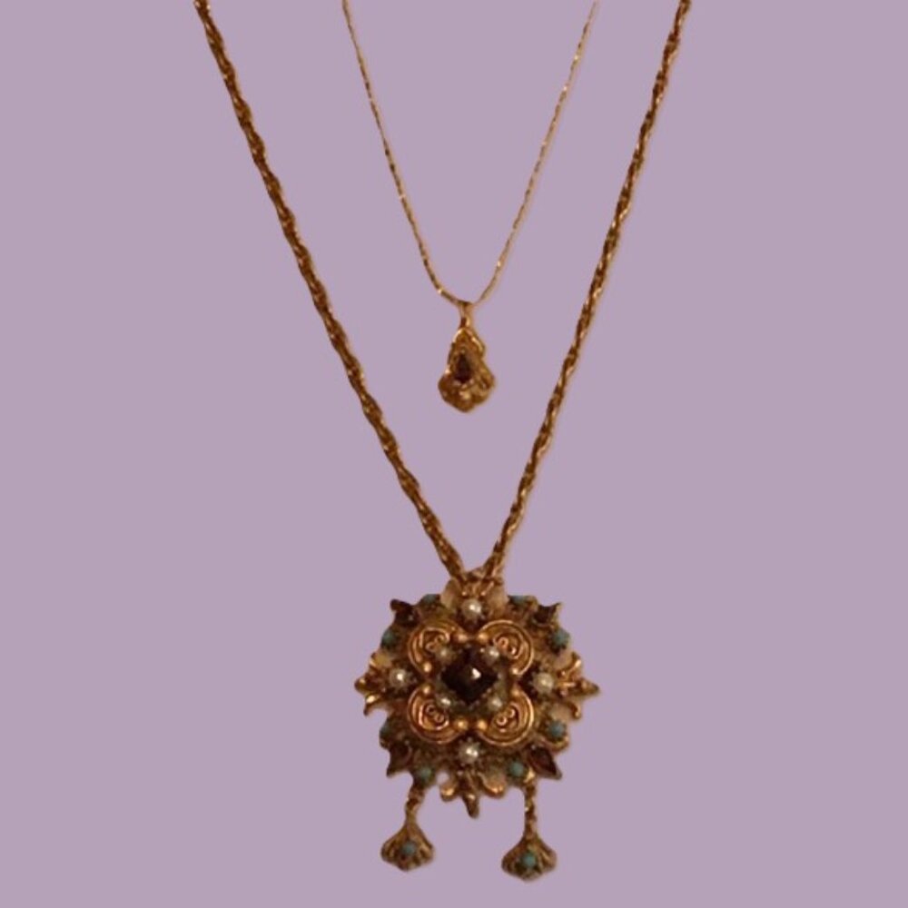 Florenza Vintage Circa 1960s Renaissance Revival Gold-Tone Pendant Necklace Set